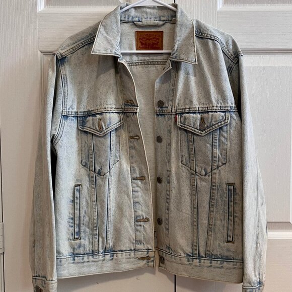 Levi's 90s Trucker Denim Jacket - Light Wash - Picture 1 of 3